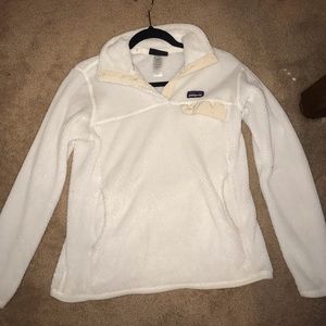 Patagonia white pull over